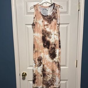 Brown and Tan Sleeveless Sheath Midi Dress